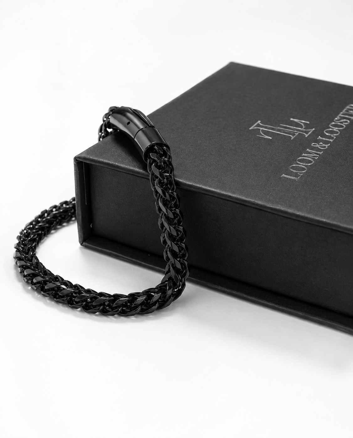 Loom & Looster- Onyx Black Premium Magnet Bracelet